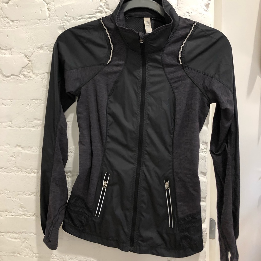 Lulu black jacket